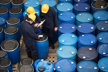 Hazardous Chemical Compliance in Storage and Distribution Facilities