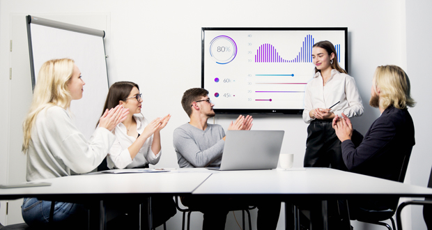 Companies are failing to adapt ‘casual recognition moments’ to the hybrid workplace