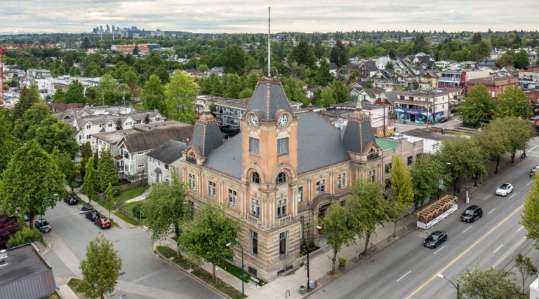 A challenging heritage restoration