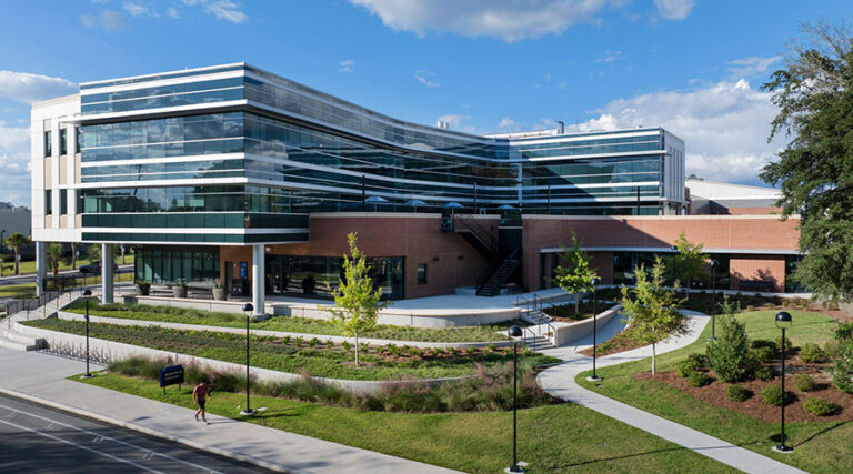 University of Florida Earns WELL Platinum Certification